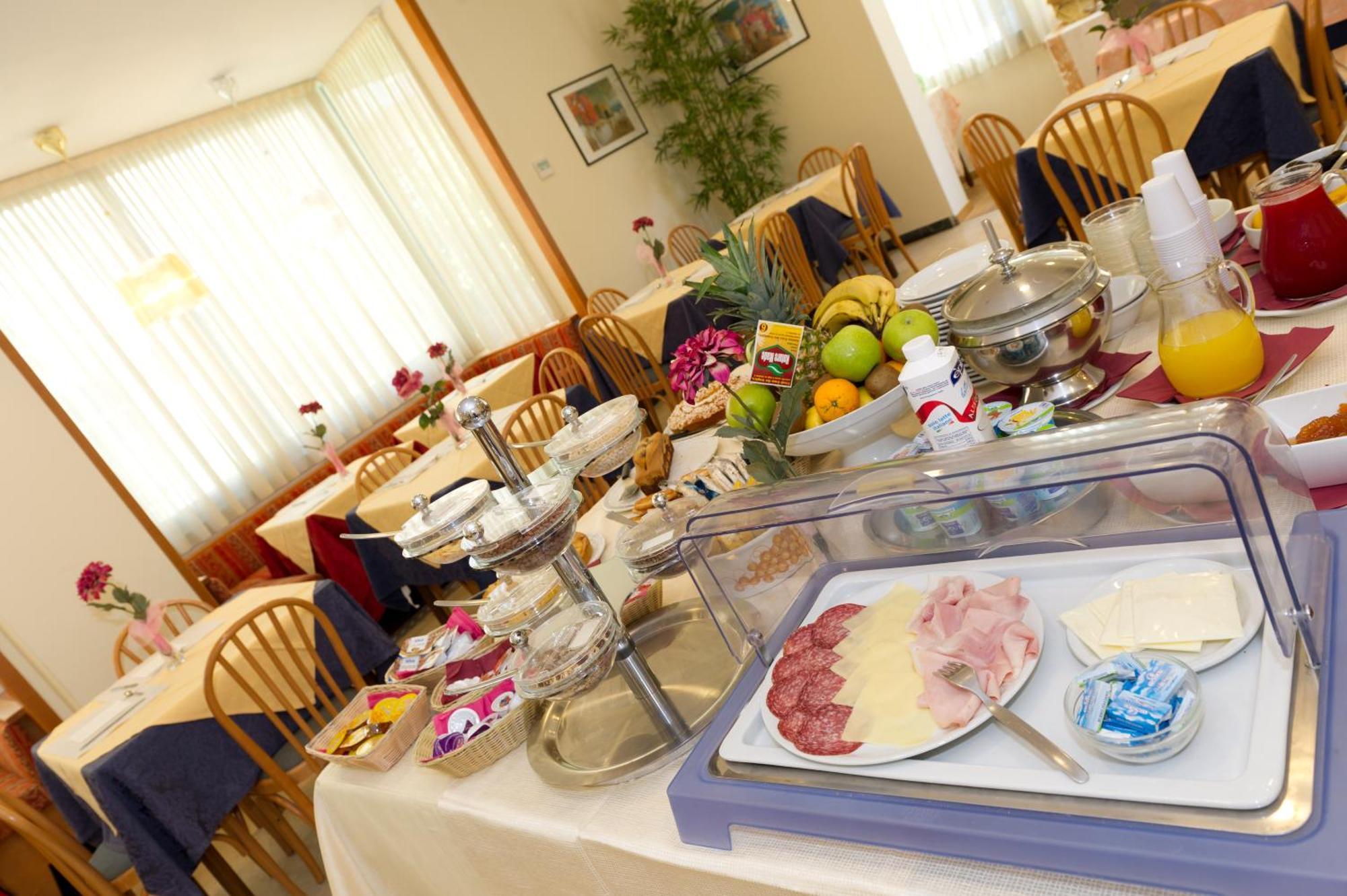Hotel St Pierre Rimini Eksteriør billede