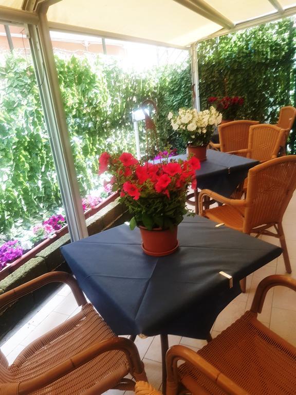 Hotel St Pierre Rimini Eksteriør billede